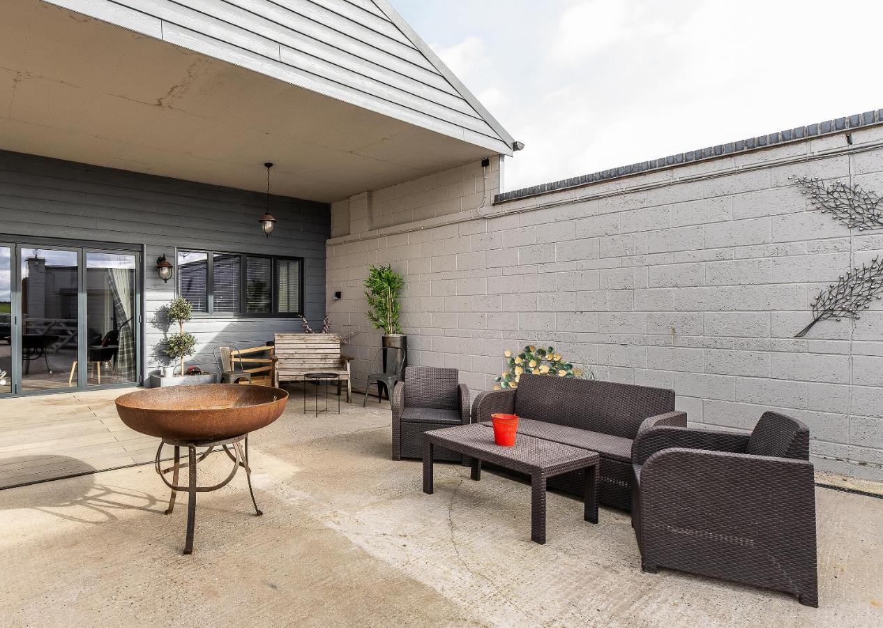 Lionheart Large Luxury Lodge - Sleeps 10- Dog Friendly,Near Sherwood Forest At Fairview Farm Nottingham Great For Family Gatherings ,Groups ,Parties ภายนอก รูปภาพ