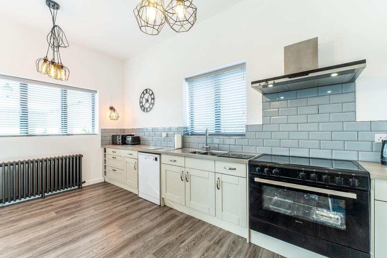 Lionheart Large Luxury Lodge - Sleeps 10- Dog Friendly,Near Sherwood Forest At Fairview Farm Nottingham Great For Family Gatherings ,Groups ,Parties ภายนอก รูปภาพ