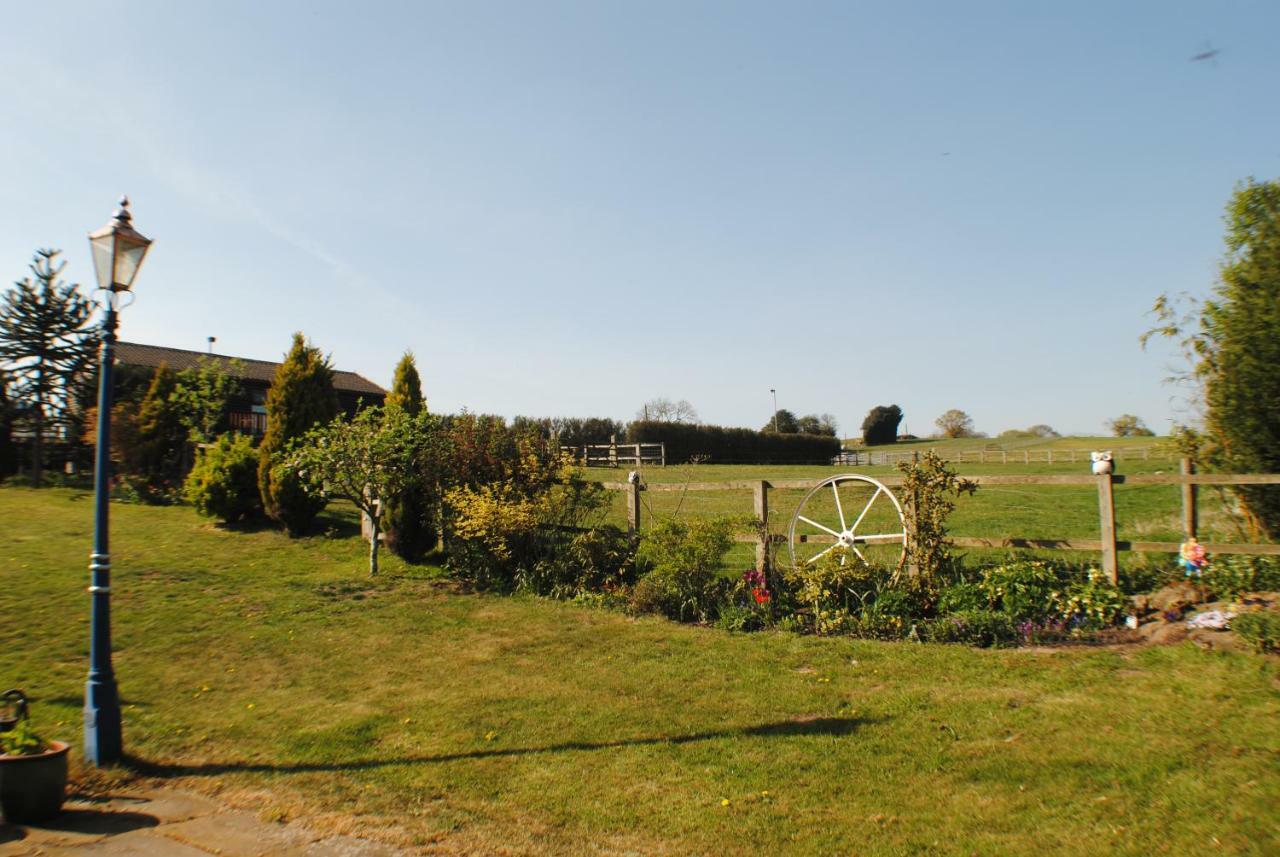 Lionheart Large Luxury Lodge - Sleeps 10- Dog Friendly,Near Sherwood Forest At Fairview Farm Nottingham Great For Family Gatherings ,Groups ,Parties ภายนอก รูปภาพ